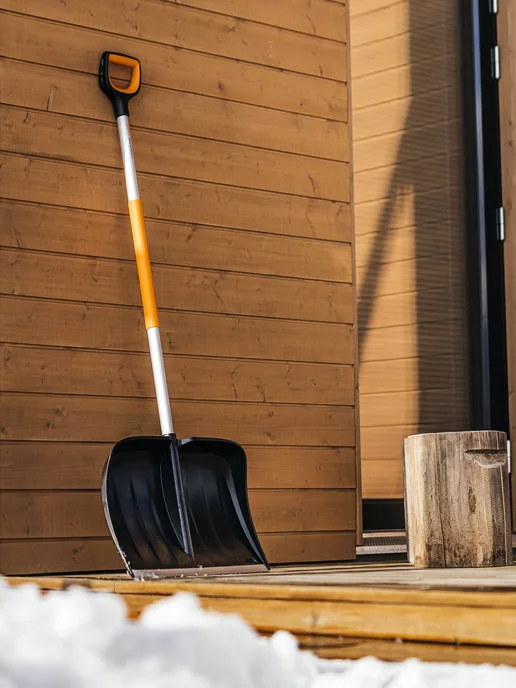 FISKARS Лопата-скрепер для снега с черенком большая X-series 1057178, черный, фото 6