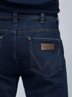 Джинсы прямые классические утепленные Wrangler 192283937 купить за 3 118 ₽ в интернет-магазине Wildberries