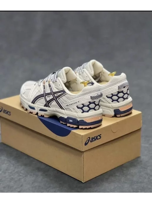 ASICS Кроссовки спортивные