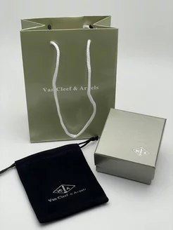 Подарочные коробки для украшений Van Cleef & Arpels Brillare Shop