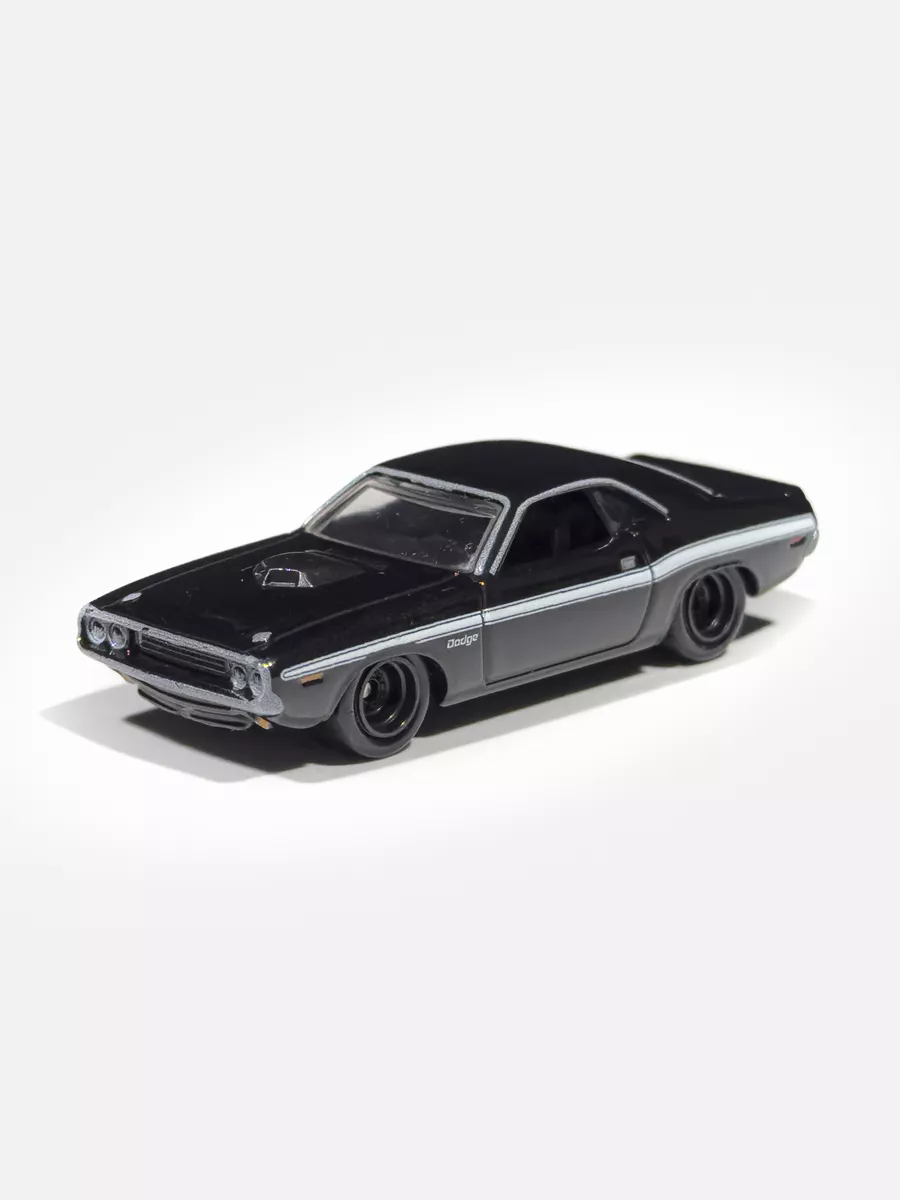 Машинка Hot Wheels Premium 70 Dodge Hemi Challenger Hot Wheels 196757593  купить в интернет-магазине Wildberries