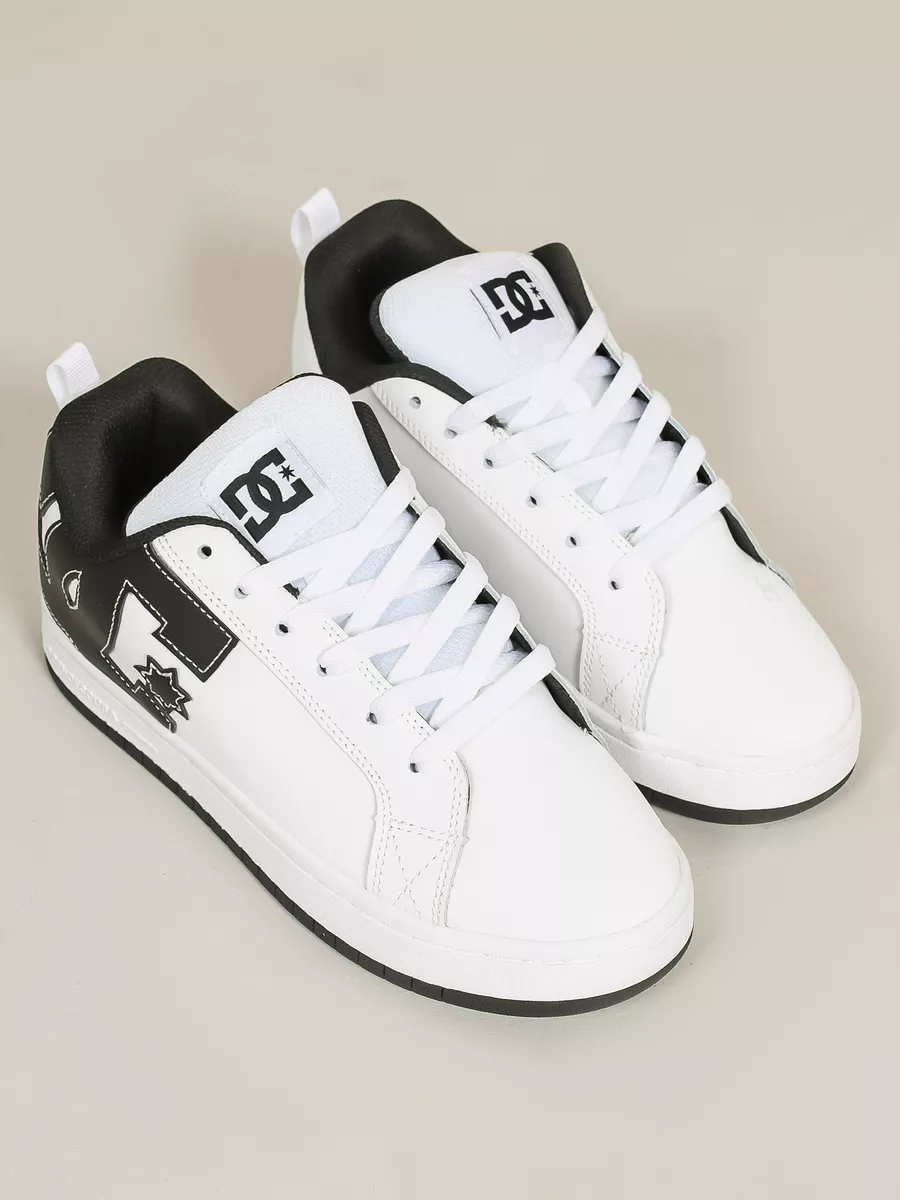 Dc on sale graffik trainers