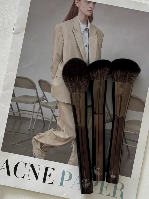 OK Beauty Кисть для макияжа глаз для растушевки теней и подводки Е02, коричневый, фото 7