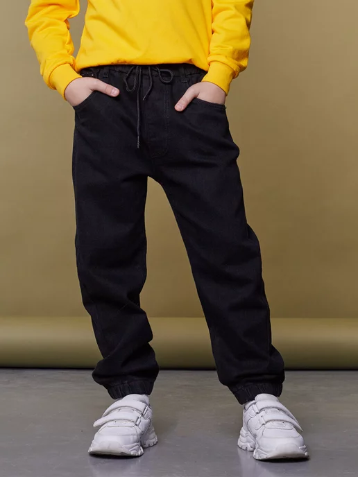 Nike parachute pants Black - $35 (41% Off Retail) - From Alexis