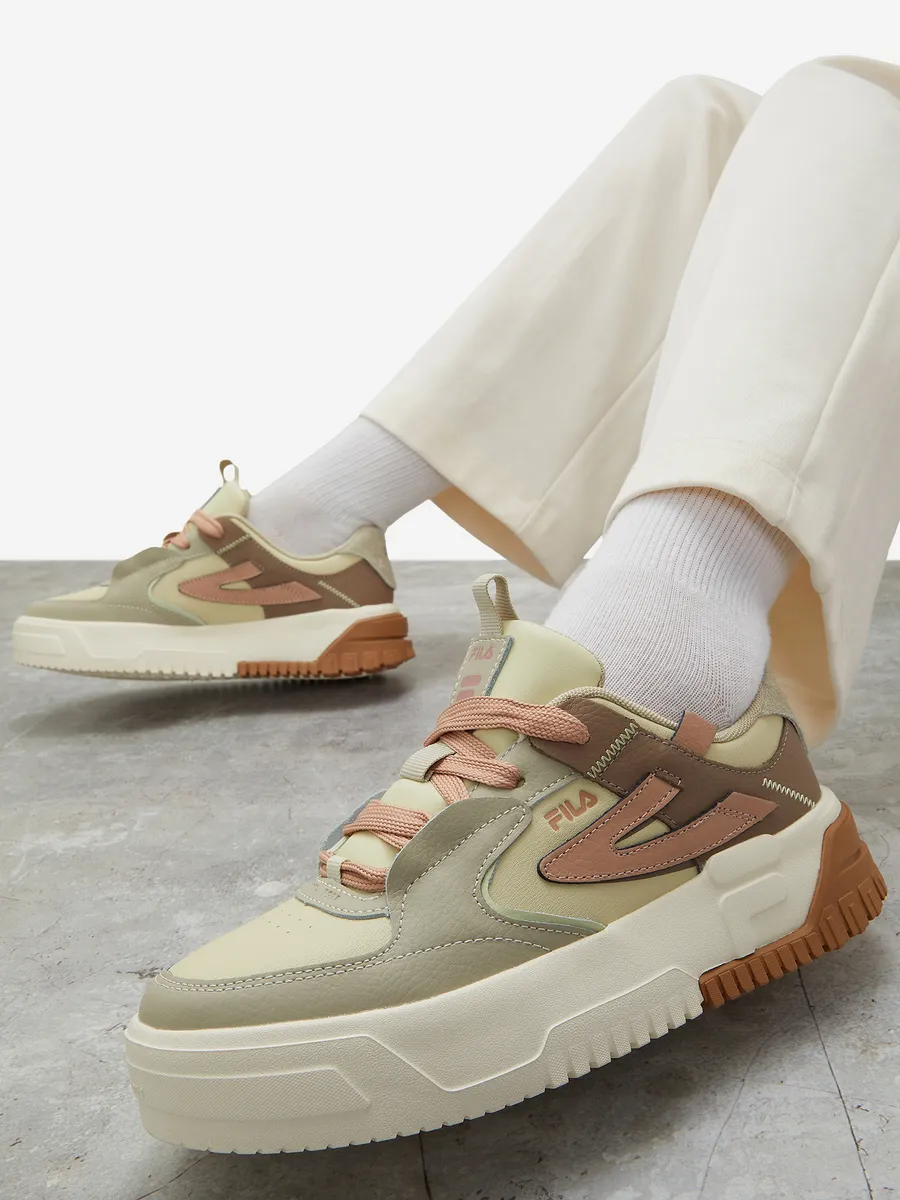 White low top filas hotsell