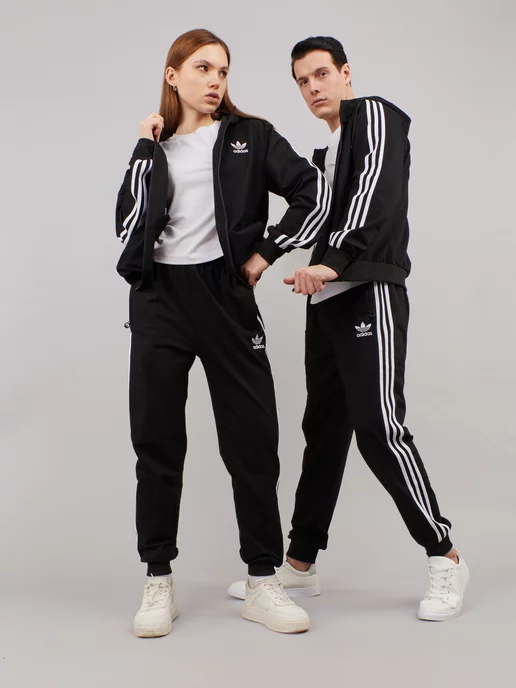 Street head Костюм спортивный Adidas брючный с худи на молнии